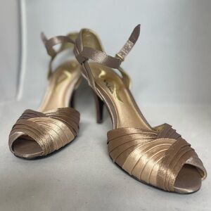 Doria-YS Taupe and Gold Heels with Ankle Straps